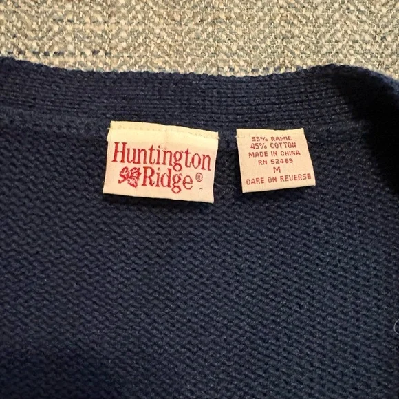 Huntington Ridge Embroidered Navy V-Neck Cardigan Sweater M - Picture 5 of 5